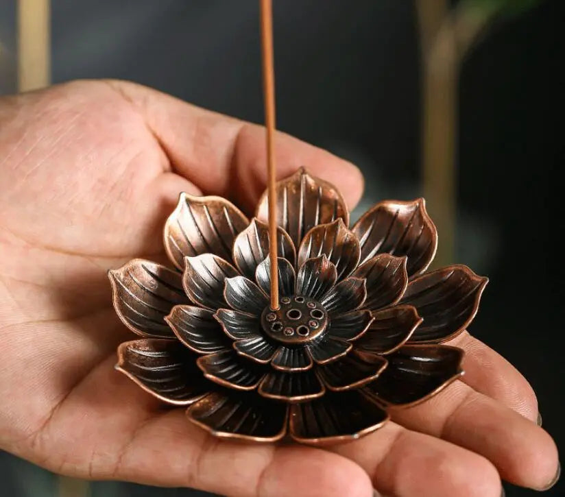 Incensário Flor de Lótus de Cerâmica - Zanatta