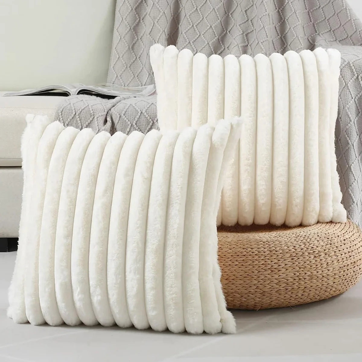 Capa de Almofada Pelúcia de Coelho Super Macia Branca