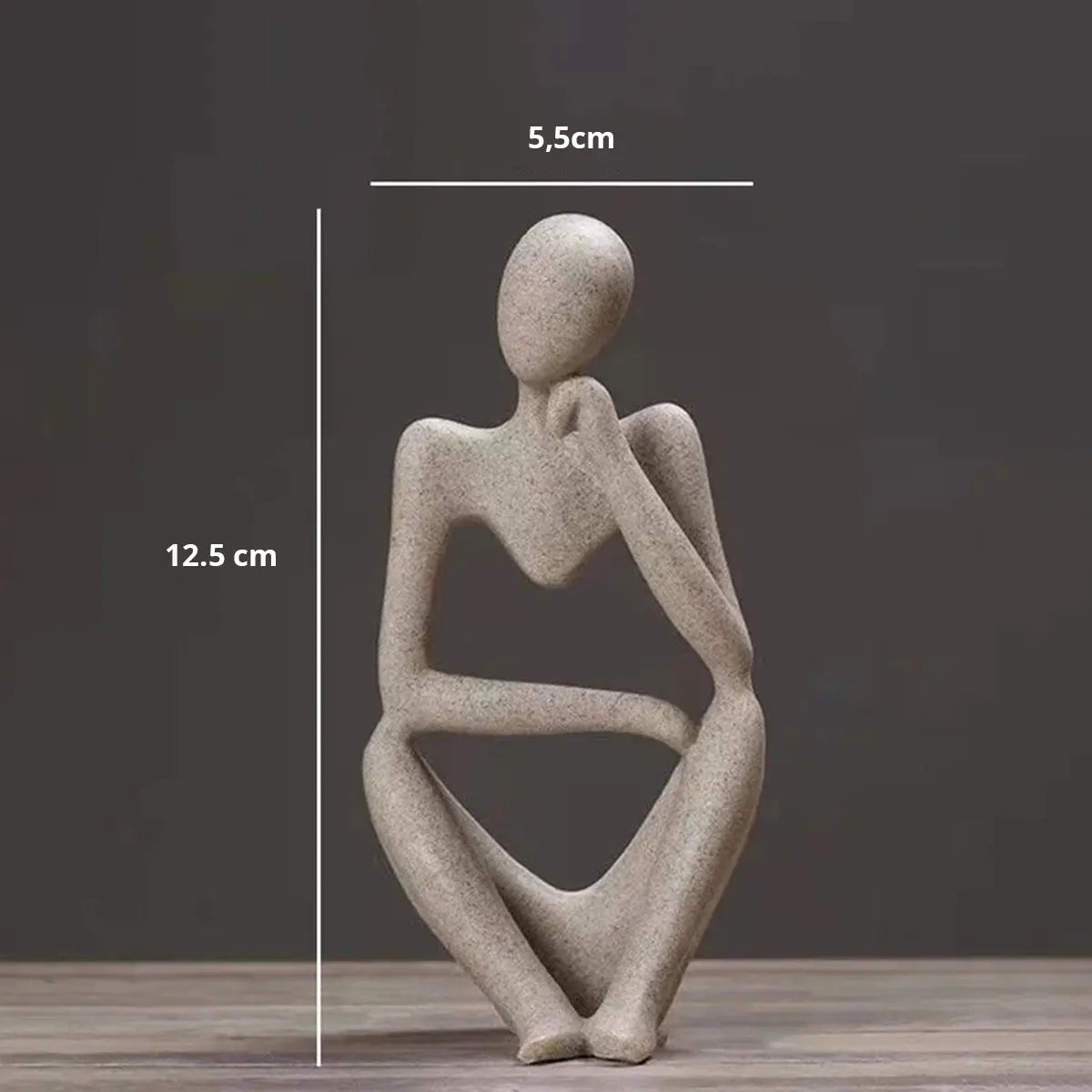 Estátua Pensador Abstrata