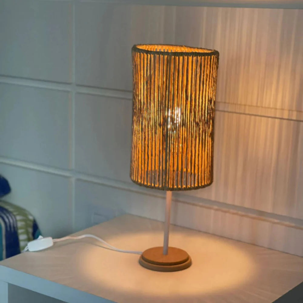 Luminária Abajur de Palha Ayu