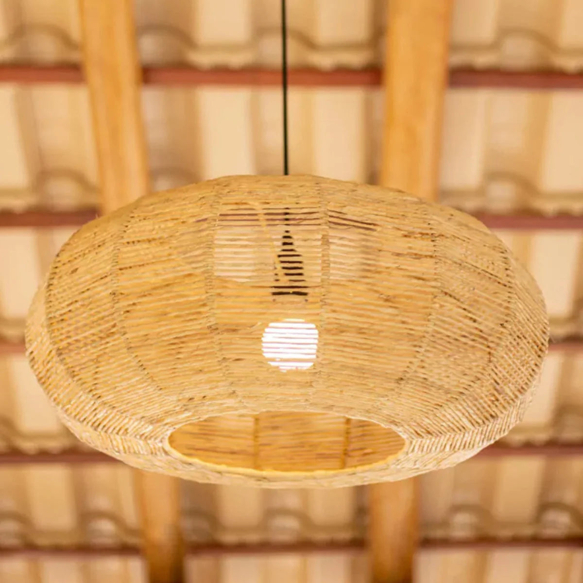 Luminária Pendente de Palha Aruana