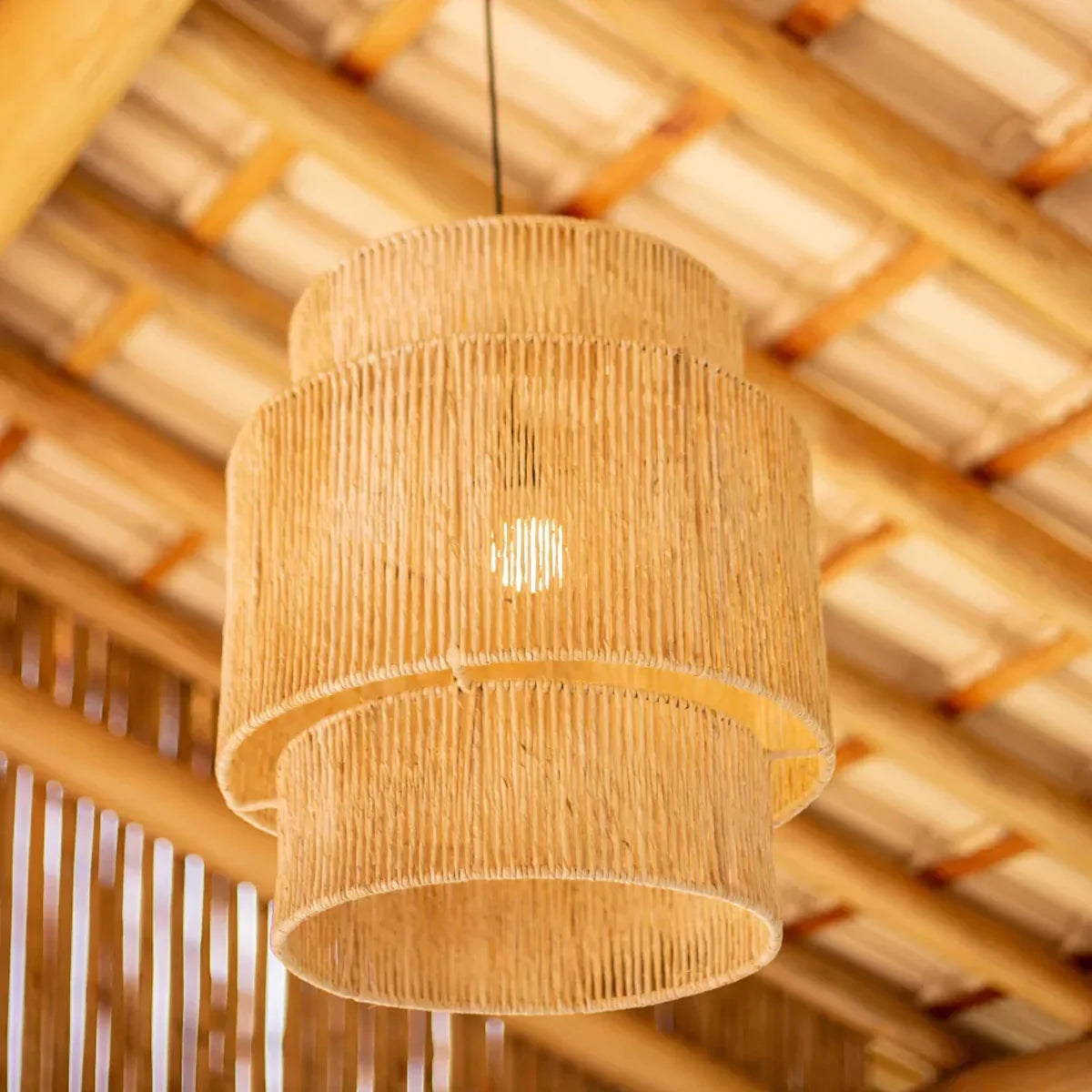 Luminária Pendente de Palha Tikal