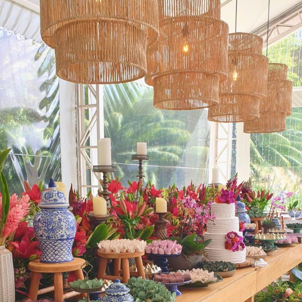 Luminária Pendente de Palha Tikal