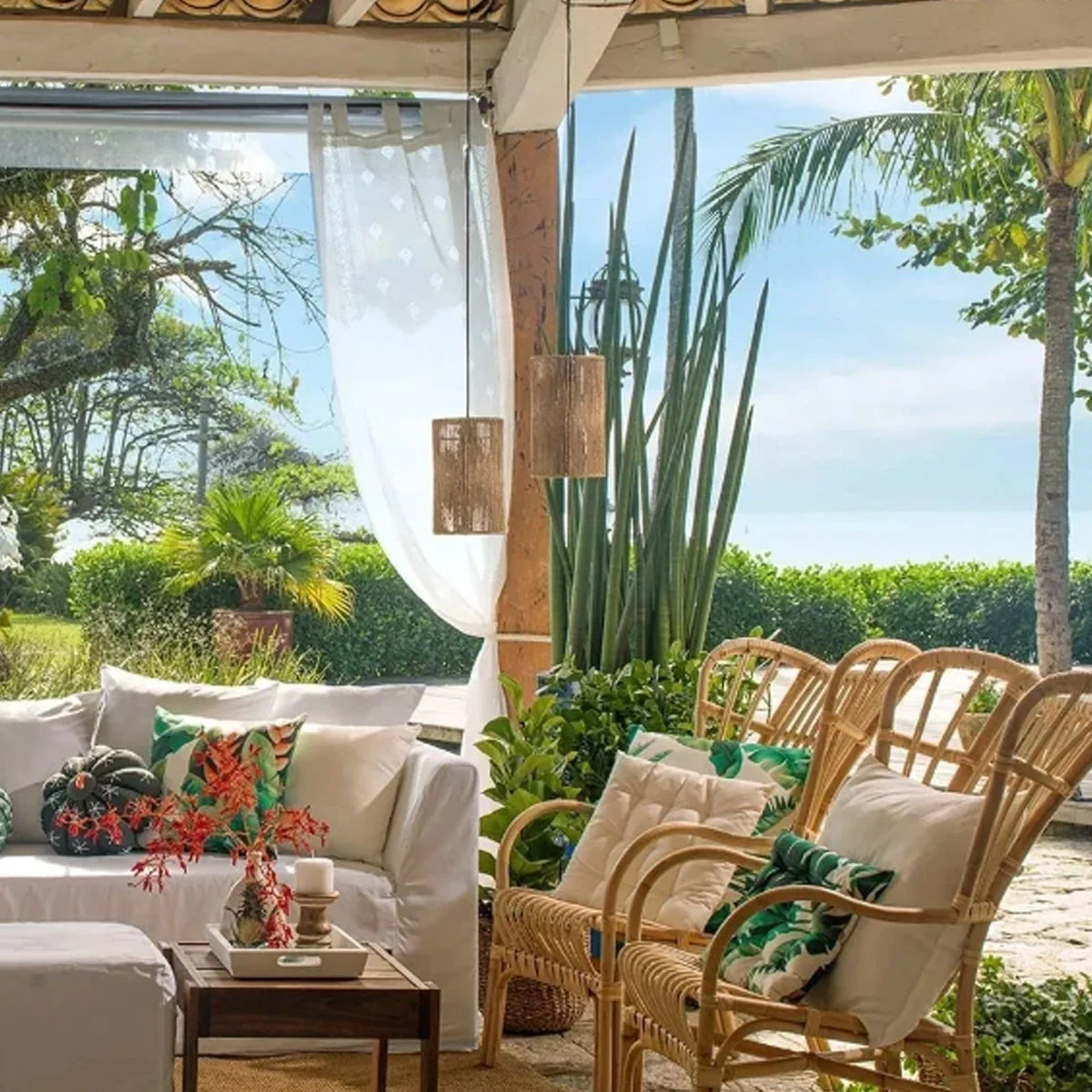 Luminária Pendente de Palha Wasi