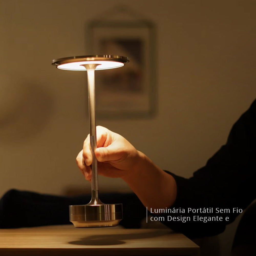 Luminária de Mesa LED Sem Fio Metal Light Copenhagen