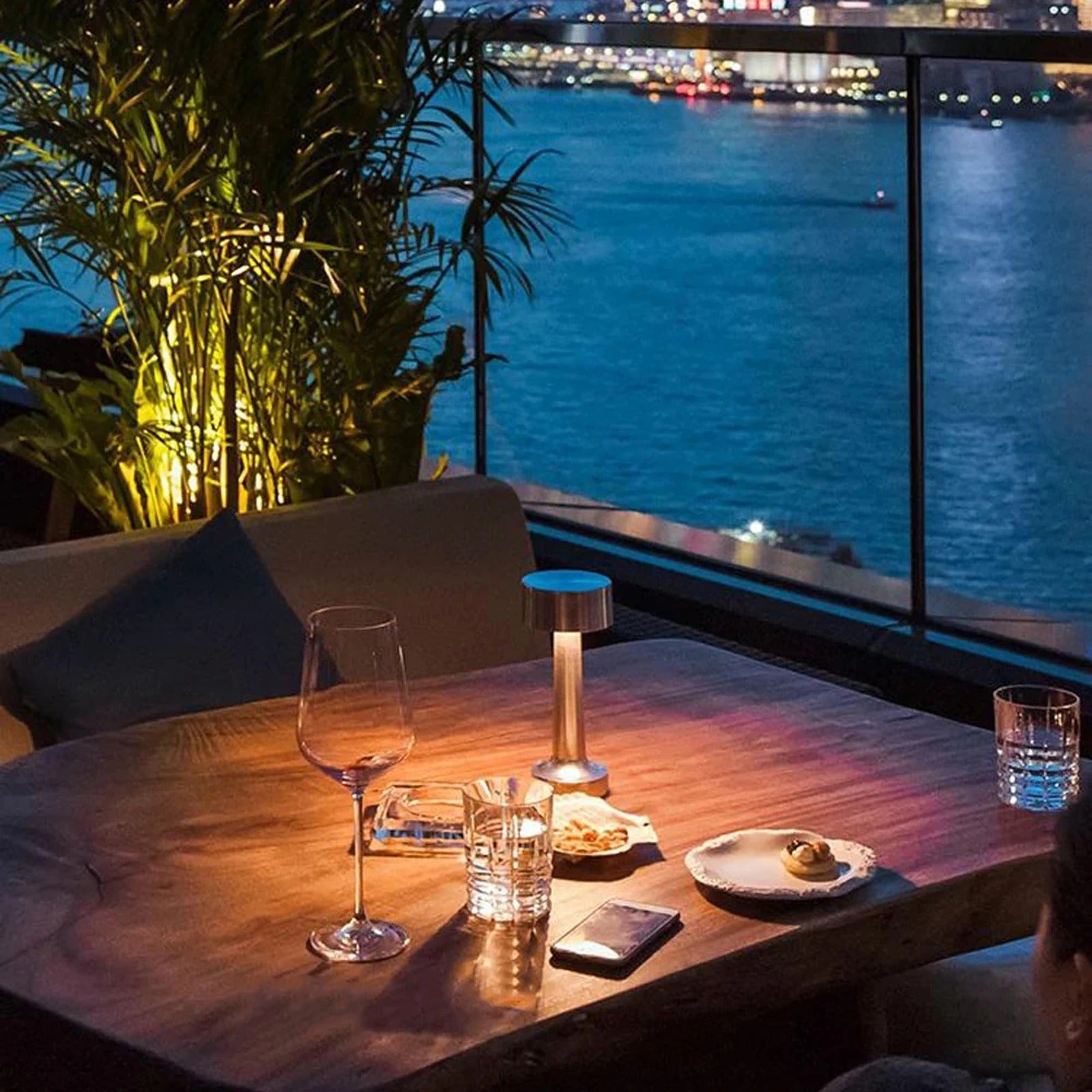 Luminária de Mesa LED sem fio Touch Serenit